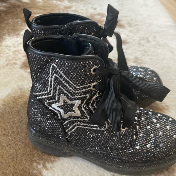 Skechers Other - LIKE NEW Sketchers Twinkle Toes light up girls boots. Ribbon laces  Mint Rhines…